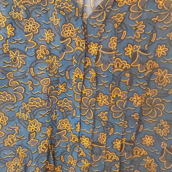 Loft Blouse - Picture 3 of 5